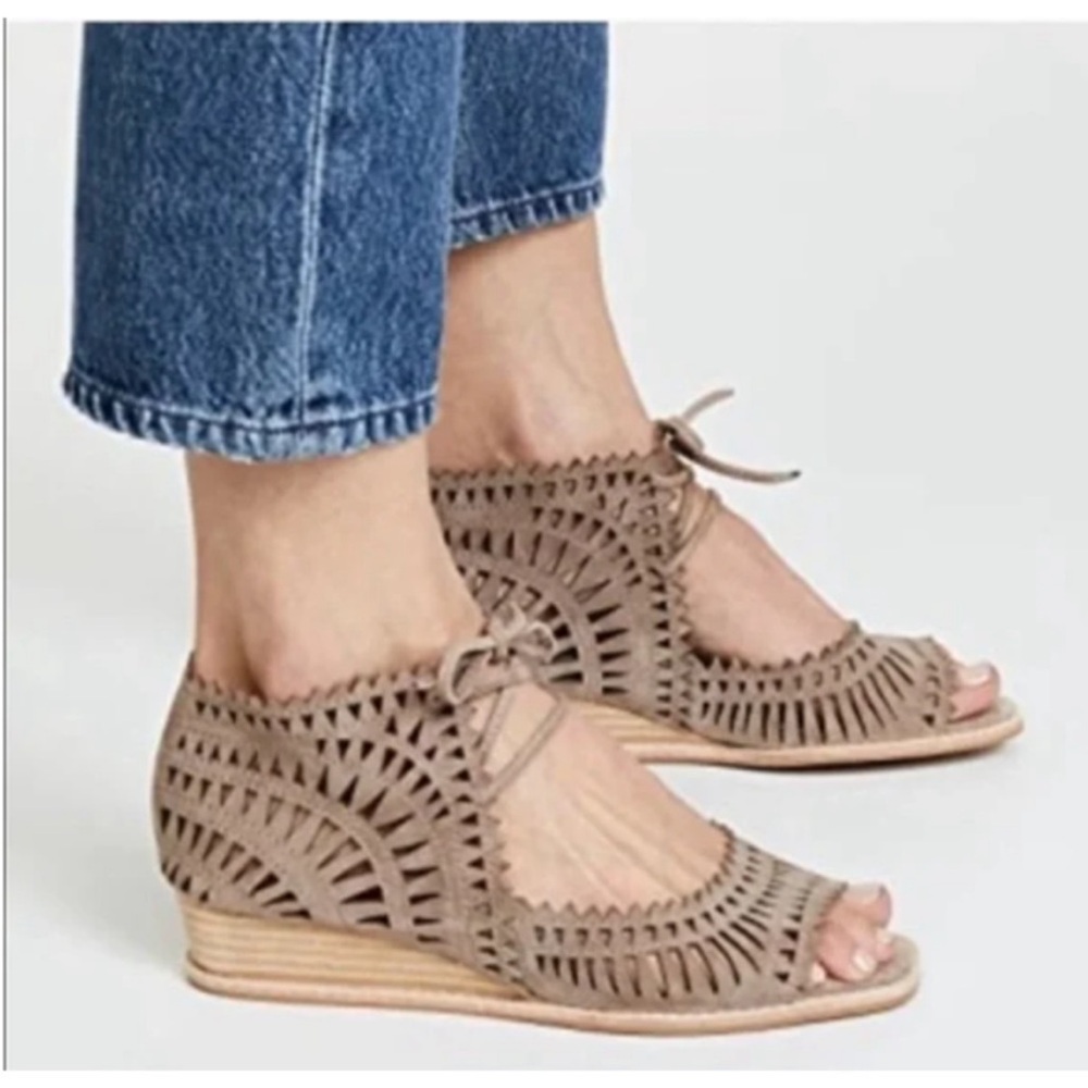 🩶 Jeffrey Campbell Espejo Leather Wedge Lace Up Size 6.5 Grey Neutral